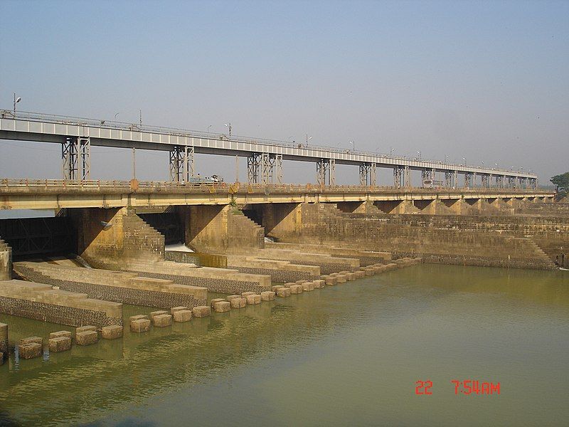 File:Tilpara Barrage.jpg