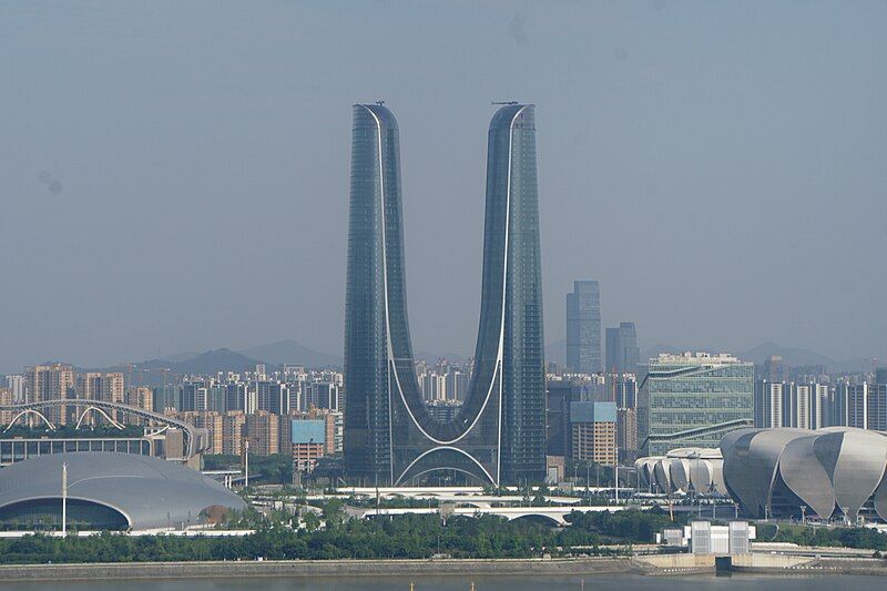 File:20230523杭州之门.jpg