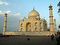 The Taj Mahal at dusk turns yellow 8