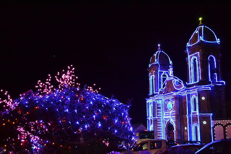 File:Destellos en Navidad.JPG