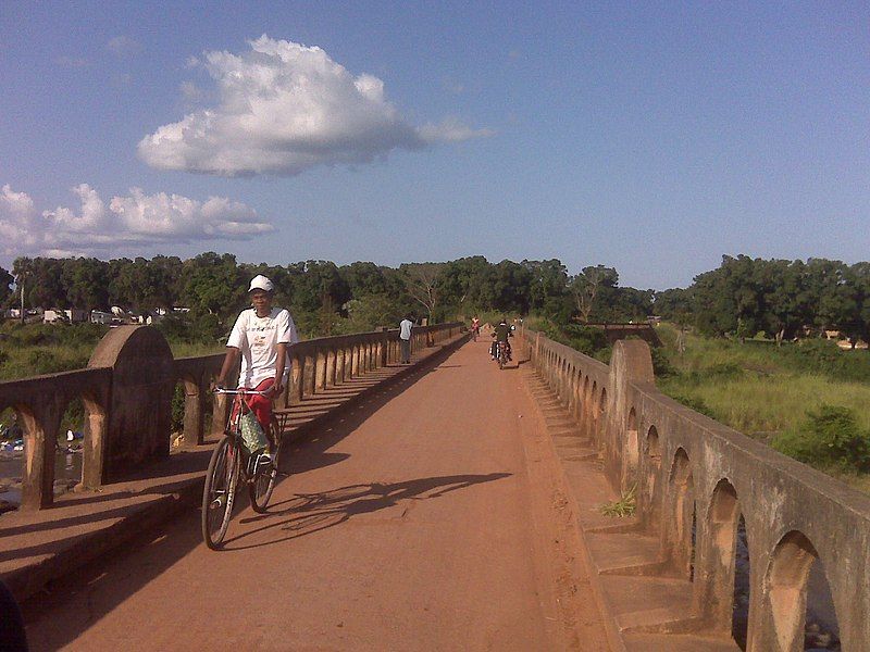 File:Dungu bridge.jpg