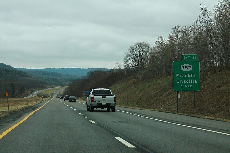 File:Int88wRoad-Exit11-NY357signOneMile (33462254632).jpg