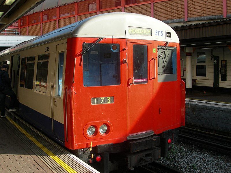 File:LondonUnderground-AStock.jpg