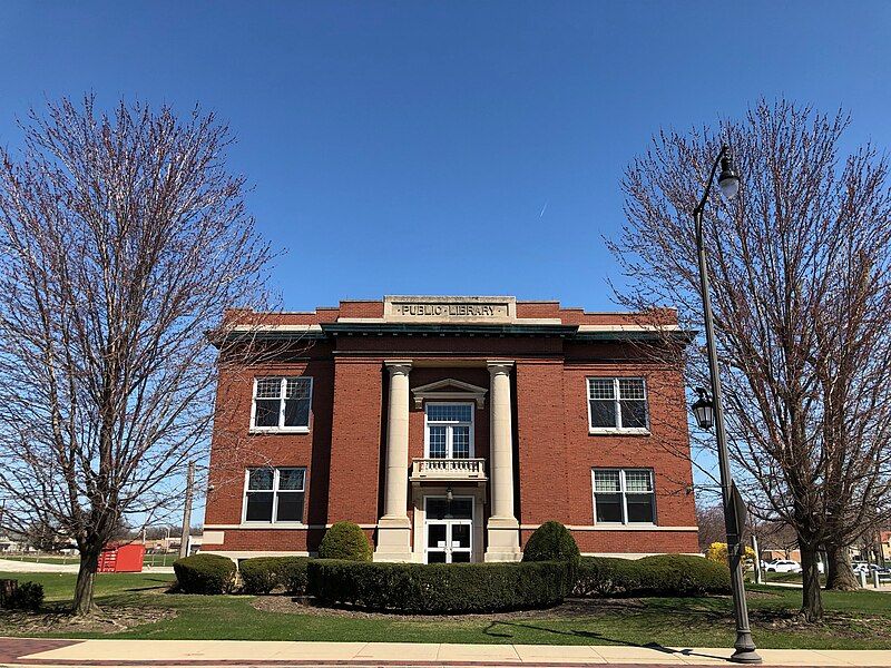 File:Maywood Public Library.jpg