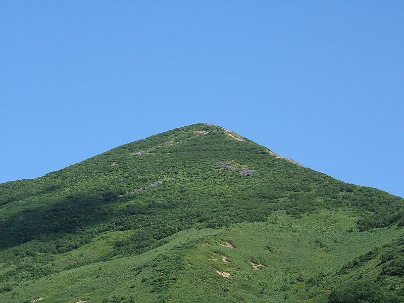 File:Mt-nisekoannupuri-summer.jpg