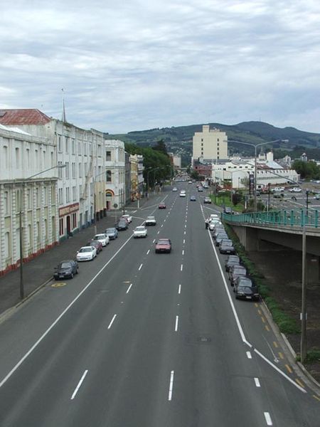 File:NZ-SH1-dunedin.jpg