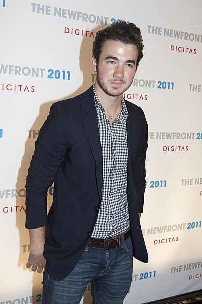 File:NewFrontKevin Jonas.jpg