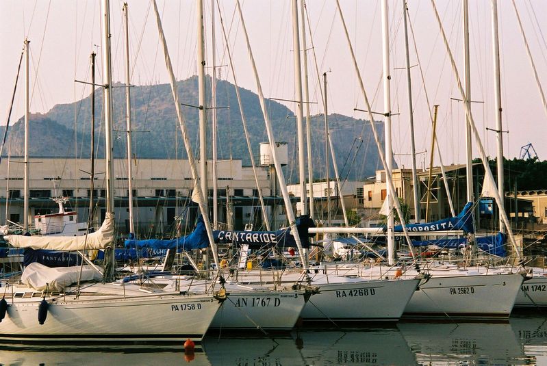 File:Palermo-Harbour-bjs-1.jpg