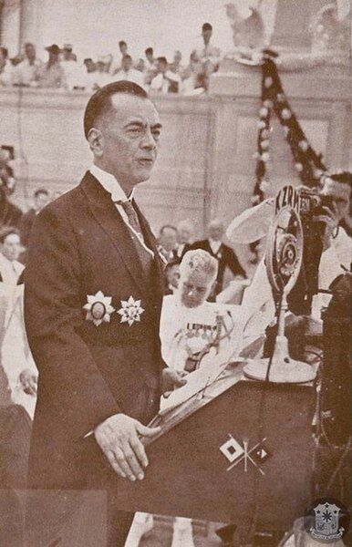 File:Quezon Inauguration Speech.jpg