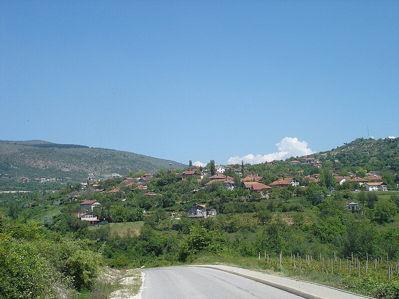 File:Rakotinci-Macedonia.JPG