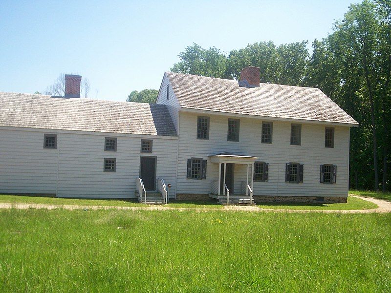 File:Rockingham House.JPG