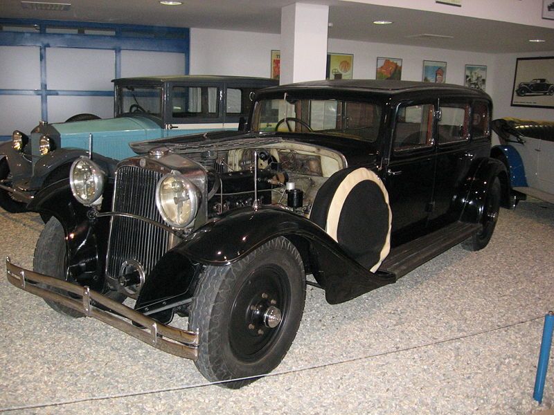 File:Tatra 70.JPG