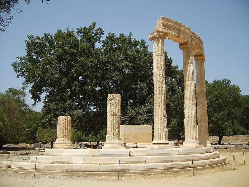 File:Tholos Olympie.JPG