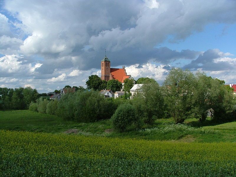 File:2004.06.13-Piaseczno-kosciol-5.JPG