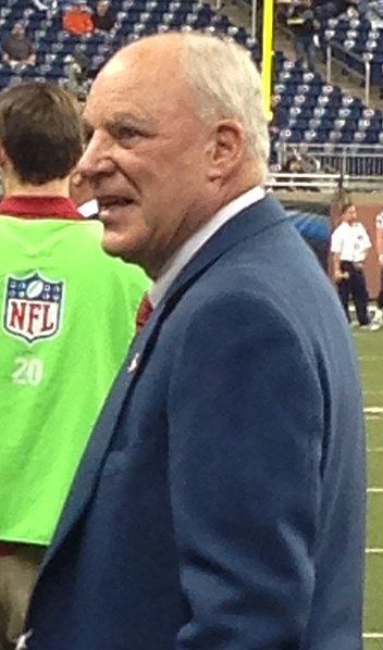 File:Bob McNair.jpg