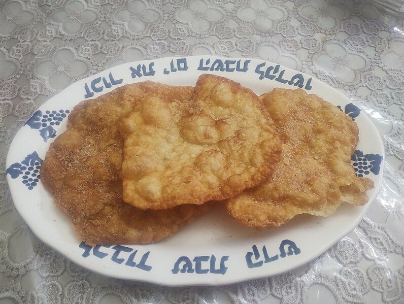 File:Buñuelos de Tequixquiac.jpg