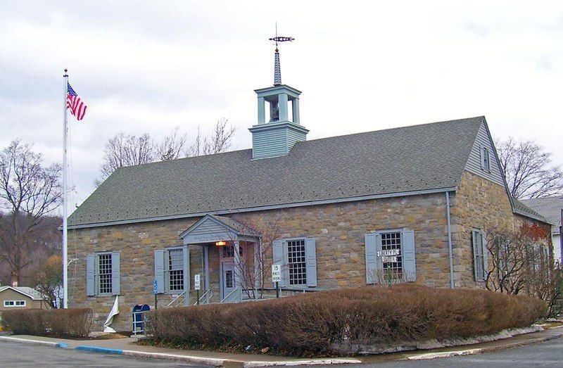 File:Ellenville Post Office.jpg