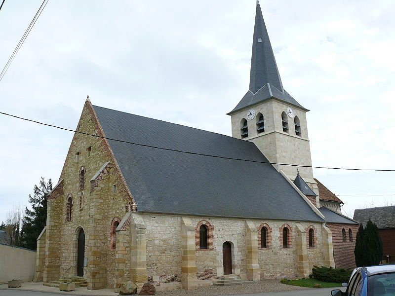 File:Francastel - L'église.JPG