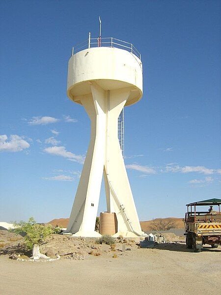 File:Gobabeb Watertower.jpg