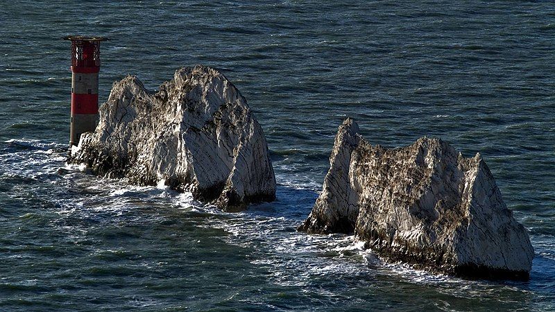 File:Iow needles closeup.jpg