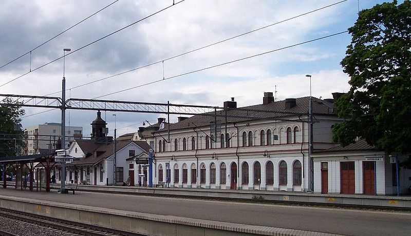 File:Katrineholm Bahnhof.jpg