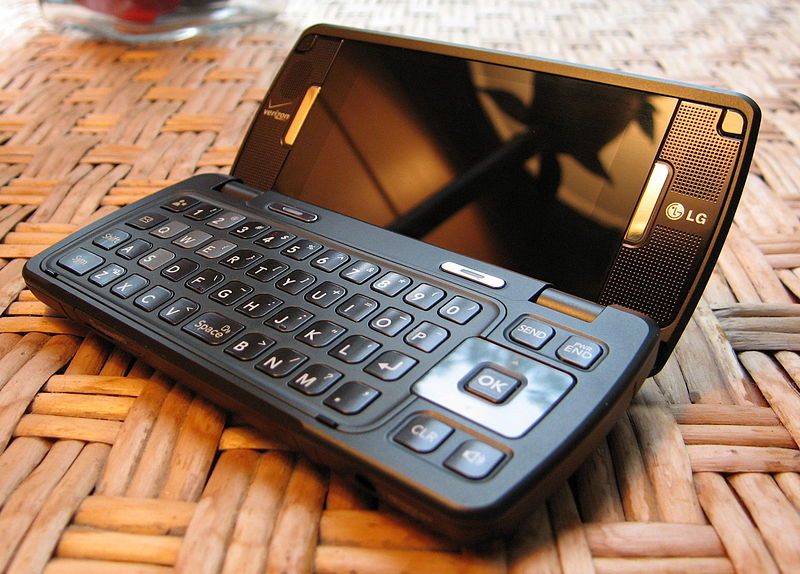 File:LG enV touch.jpg