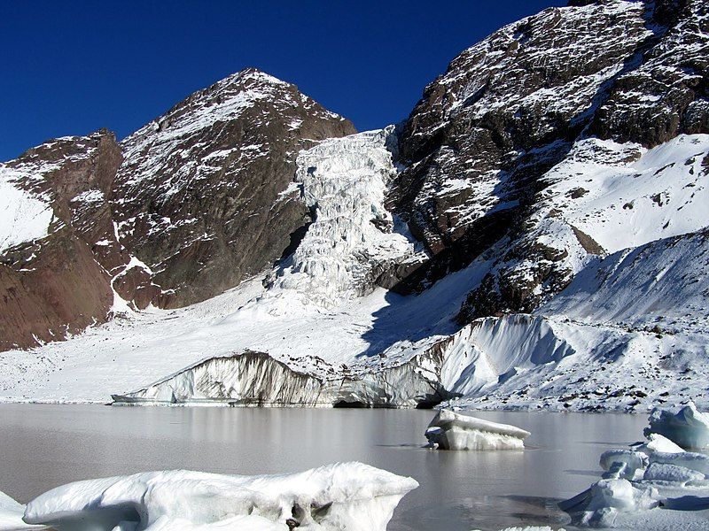 File:Laguna glaciar 2.jpg