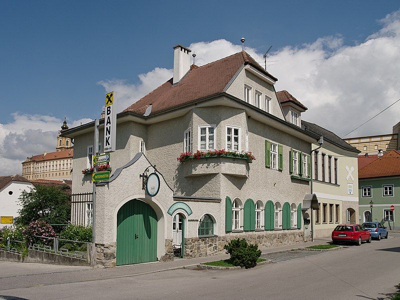 File:Melk Babenbergerstraße 4.jpg