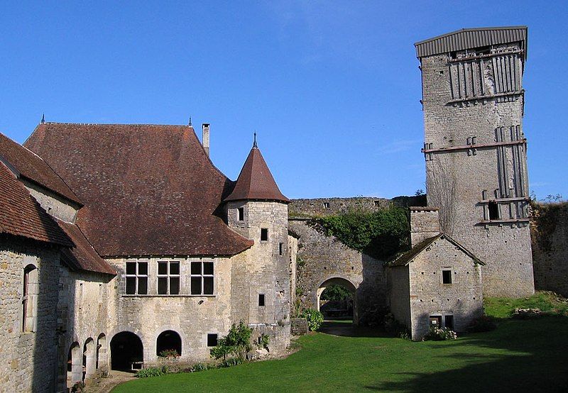 File:Oricourt haute-cour.jpg