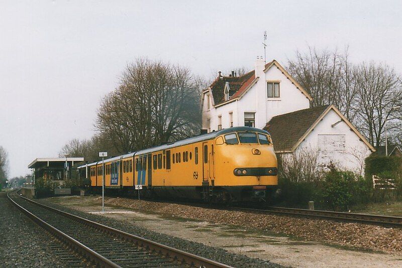 File:Station Vroomshoop.jpg