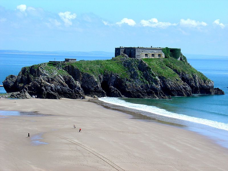 File:Tenby2554lg.JPG