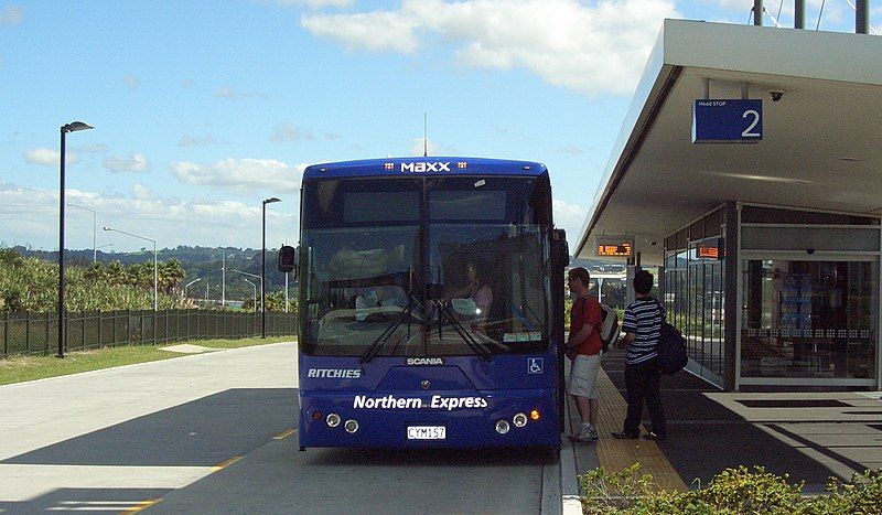 File:Aklbusway14.jpg