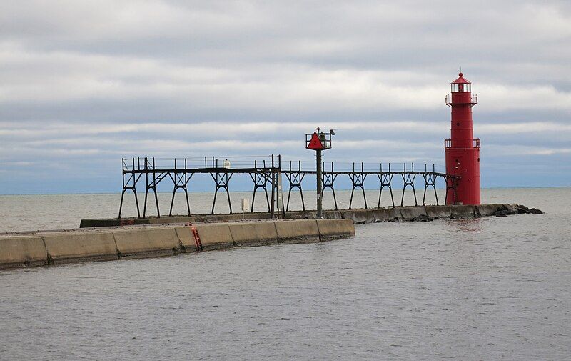 File:Algoma Pierhead 2015.12.jpg