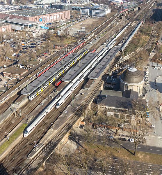 File:Bahnhof Köln-Deutz-6041.jpg