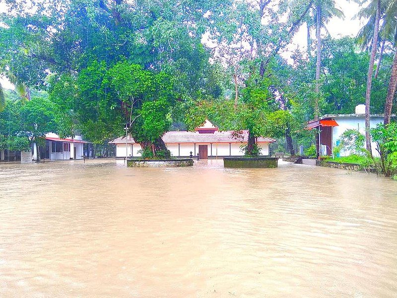 File:Bhayankavu Bhagavathi Temple5.jpg