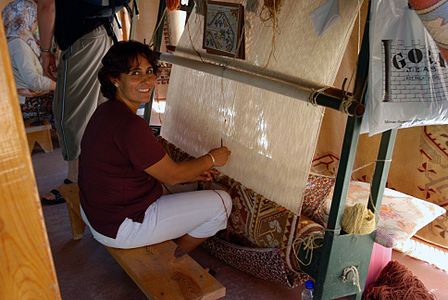 Roller take-up bar on a loom in Turkey, 2007.