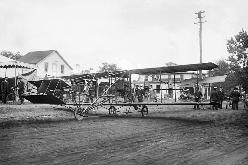 File:Curtiss-Herring Flying Machine.jpg