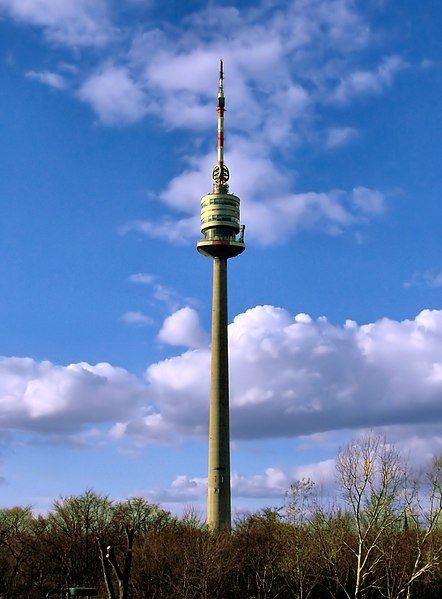 File:Donauturm.JPG