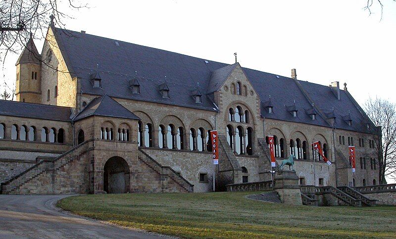 File:Goslar kaiserpfalz.jpg