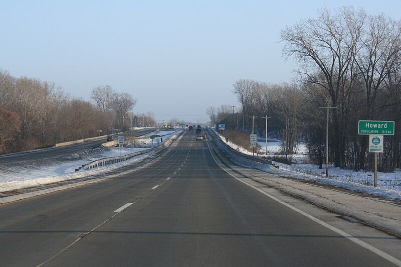 File:HowardWisconsinSignWIS29.jpg