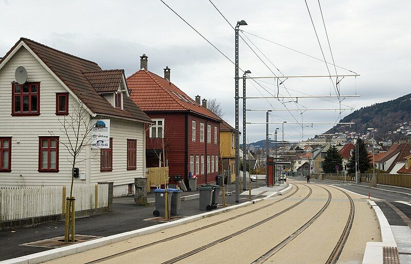 File:InndalsveienBrannStadionStasjon 31oktober2009 1.jpg