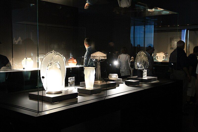 File:LALIQUE-EXPOSITION 37.JPG