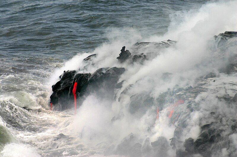 File:Lava enters pacific.jpg