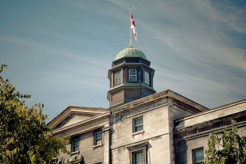 File:Mcgill ArtsBuilding cropped.jpg