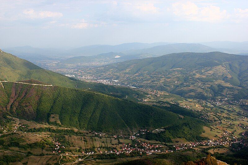 File:Paklarevo Travnik.jpg