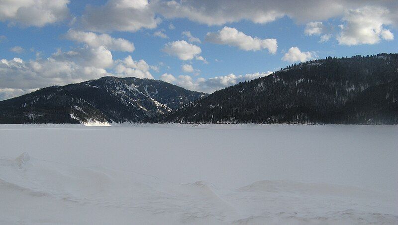 File:Palisades-Reservoir-Idaho-March-2008.jpg