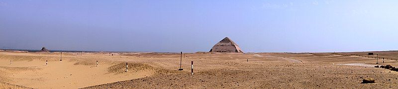 File:Panoramica Dahshur.jpg