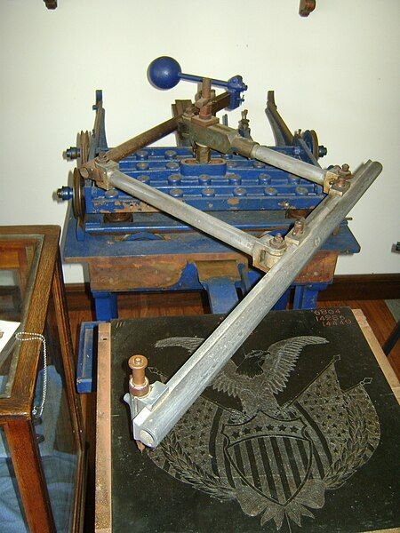 File:Pantograph etching mechanism.JPG