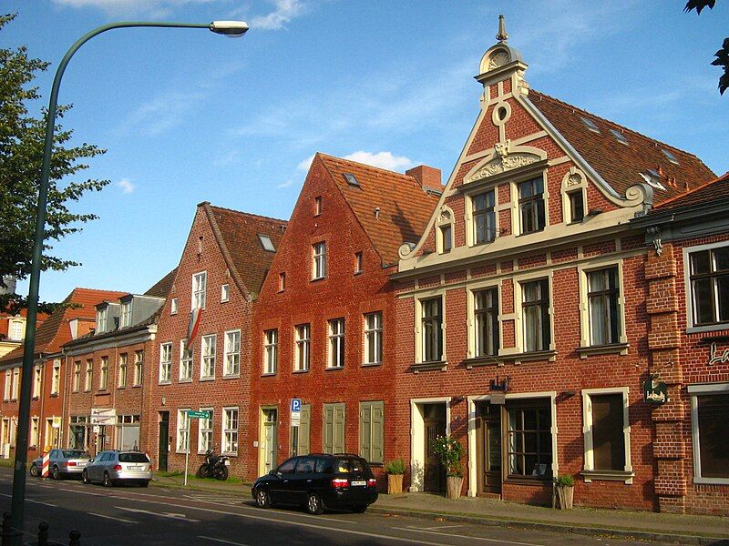 File:Potsdam-Kurfuerstenstrasse-Hollaendisches-Viertel-26-07-2009-41.JPG