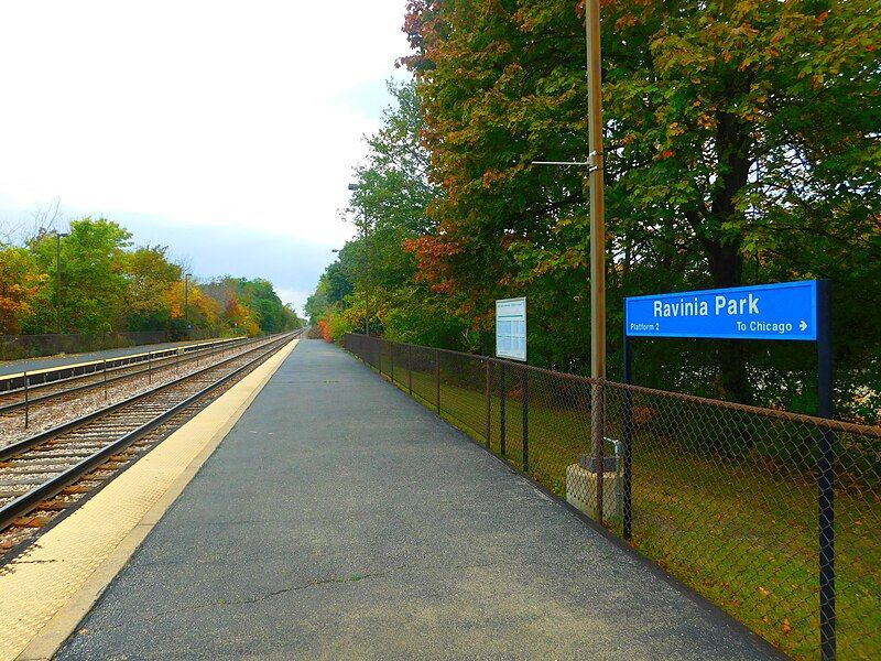 File:Ravinia Park Station.jpg